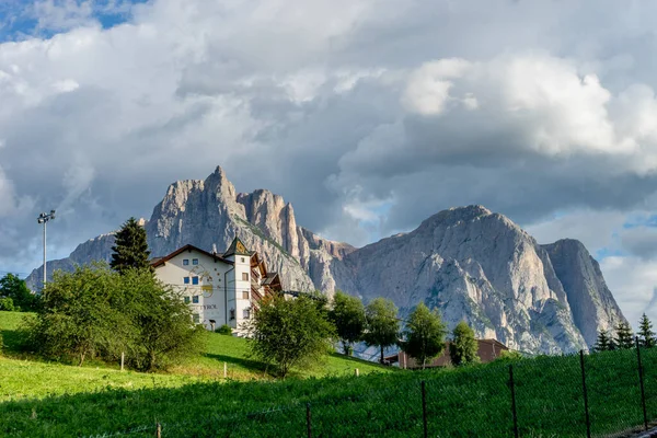 Kastelruth Itálie Června 2018 Parc Hotel Tyrol Městě Kastelruth Castelrotto — Stock fotografie