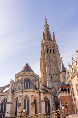 Belçika, Bruges, Brugge 'deki kadınımızın kilisesi.