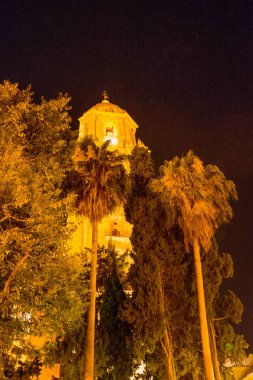 İspanya, Malaga, Avrupa, YAYINDA BİR YAZIL GÖZLÜK BİRLİĞİ İÇİN ALIŞIŞIYOR