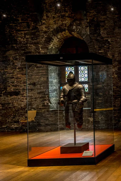 Die Schwarze Rüstung Eines Ritters Der Burg Gravensten Gent Belgien — Stockfoto