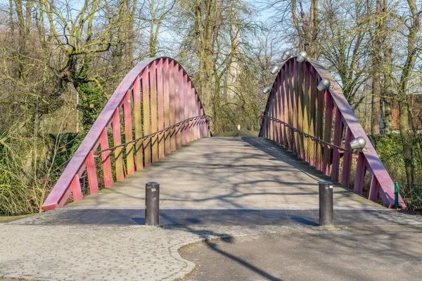 Europa Belgio Bruges Una Panchina Vicino Ponte — Foto Stock