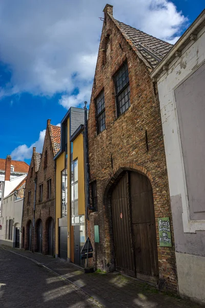 Cobble Rua Apedrejada Cidade Brugge Bélgica Europa Dia Ensolarado Brilhante — Fotografia de Stock