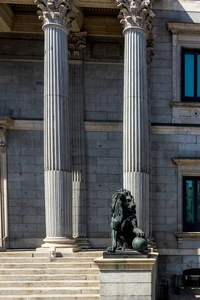 Spanje Madrid Europa Low Angle View Statue Historic Building Low — Stockfoto