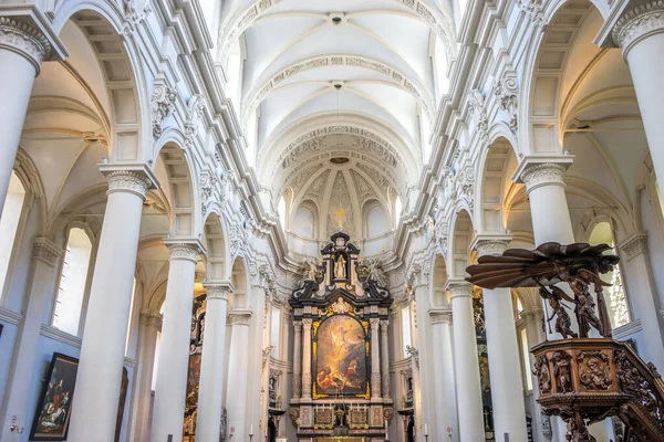 Cúpula Interna Igreja Walburga Brugge Bélgica Europa Dia Ensolarado Brilhante — Fotografia de Stock