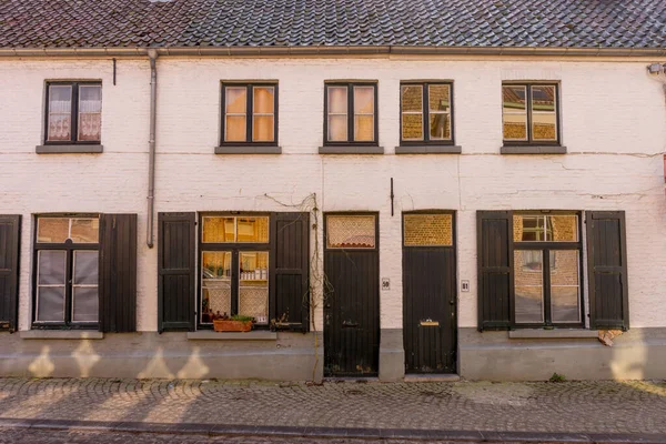 Europa Bélgica Brujas Una Casa Que Tiene Cartel Lado Edificio — Foto de Stock