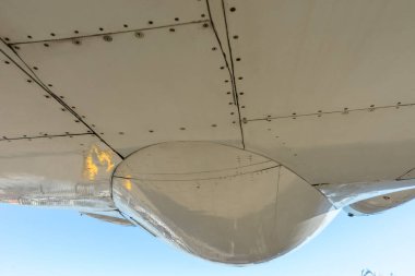 Hollanda, Amsterdam, Schiphol - 06 Mayıs 2018: KLM Cityhopper Fuselage, Air France, Schiphol Avrupa 'nın en yoğun havaalanlarından biridir..