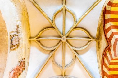 Cordoba, İspanya - 20 Haziran: Cami Kilisesi 'nin Kilisesi' nin Düşük Açı Görüntüsü