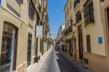 İspanya, Ronda - 21 Haziran 2017: Ronda 'da sergilenen Geoff Scott Simpson Ulusal Geographic Galerisi