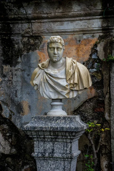 Varenna Italia Marzo 2018 Una Escultura Estatua Blanca Hermosa Villa — Foto de Stock