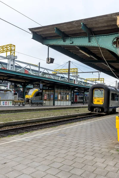 Gent Pieters Βέλγιο Φεβρουαρίου 2018 Σιδηροδρομικός Σταθμός Gent Νωρίς Πρωί — Φωτογραφία Αρχείου