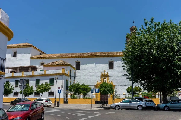 Córdoba Spanien Juni Auto Dem Gebäude Gegen Sky Europa — Stockfoto