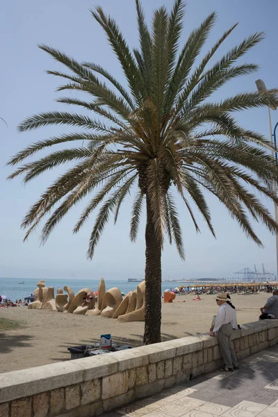 Spanje Malaga Juni 2017 Mensen Het Strand Van Malagueta Malaga — Stockfoto