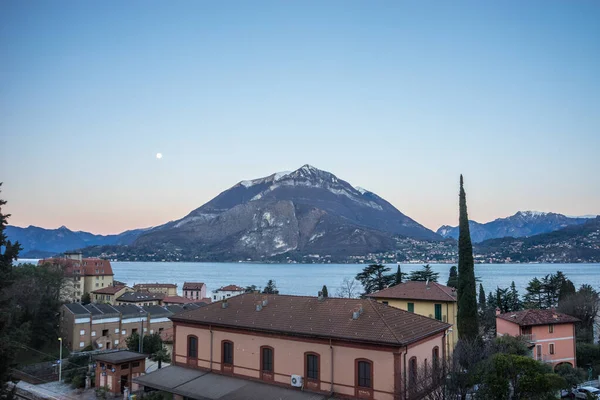 Menaggio Italia Aprile 2018 Veduta Panoramica Del Lago Como Con — Foto Stock