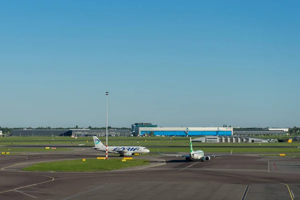 阿姆斯特丹 狮身人面像 2018年5月6日 阿德里亚飞机在机场 斯基浦机场是欧洲最繁忙的机场之一 — 图库照片