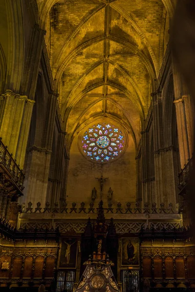 Sevilla Španělsko Června 2017 Sloup Oblouk Uvnitř Gotické Katedrály Seville — Stock fotografie