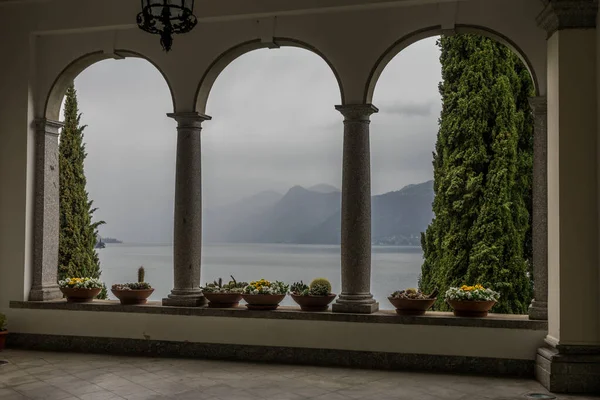 Varenna Italien Mars 2018 Villa Monasteros Entrévalv Varenna Italien — Stockfoto