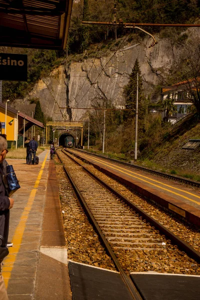 Menaggio Talya Nisan 2018 Varenna Tren Istasyonundaki Tünel — Stok fotoğraf