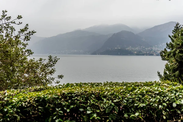 Europa Italien Varenna Comer See Ein Großes Gewässer Mit Einem — Stockfoto