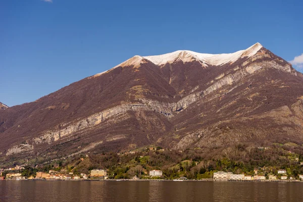 Olaszország Bellagio Comói Snowcapped Mountains Saját Blue Sky Lombardia — Stock Fotó