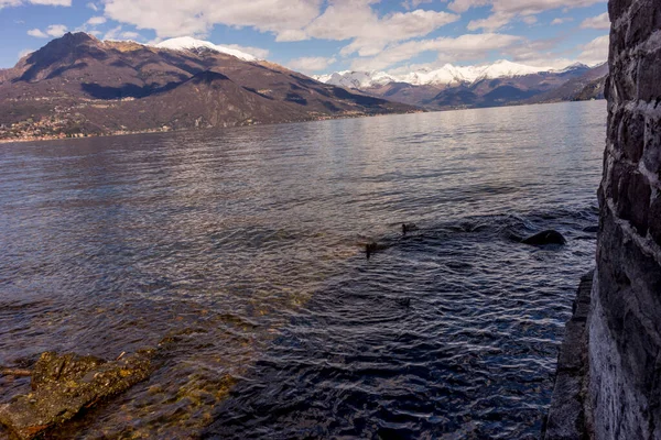 Europe Italie Bellagio Lac Côme Plan Eau Avec Une Montagne — Photo