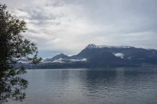 Europa Itália Varenna Lago Como Grande Corpo Água — Fotografia de Stock