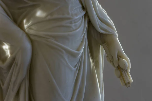Италия Белладжио Озеро Комо Руки Мраморной Статуи — стоковое фото