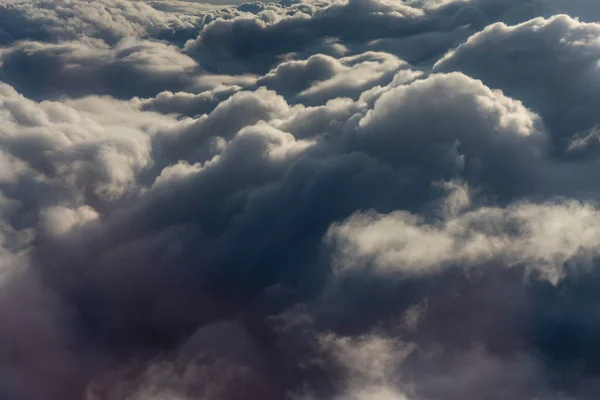 Över Moln Från Flygplansfönstret Grupp Moln Himlen — Stockfoto