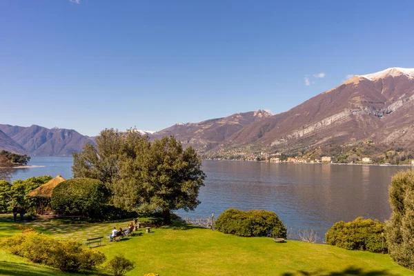 イタリア ベラジオ コモ湖 空に対するランドスケープの景色の景色 — ストック写真
