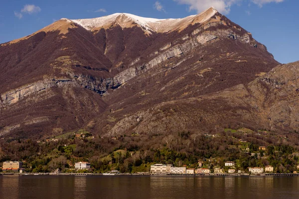 Italie Bellagio Lac Côme Vue Scénique Des Montagnes Snowcapped Contre — Photo
