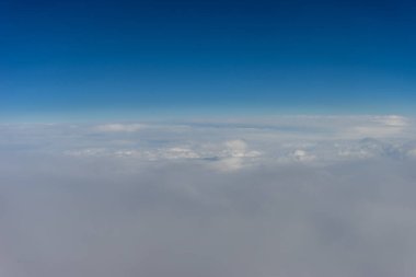 Hollanda, Lahey, Schiphol, Avrupa, gökyüzünde uçan bir uçak