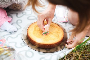 Doğum günü pastası 1 yıl