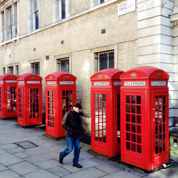 Czerwone budki telefoniczne — Zdjęcie stockowe