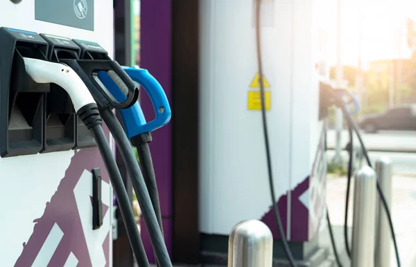 Estación Carga Coche Eléctrico Para Batería Carga Enchufe Para Vehículo — Foto de Stock