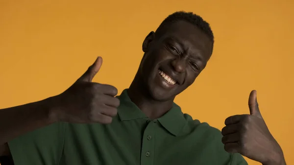 Handsome Positive African American Guy Keeping Thumbs Camera Looking Joyful — Stock Photo, Image