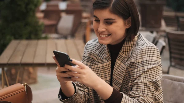 Portrait Positive Businesswoman Looking Happy Texting Friends Smartphone Coffee Break — Stok Foto