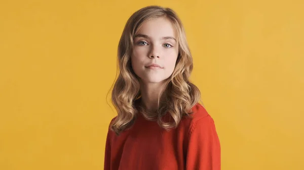 Attractive Blond Wavy Haired Teenage Girl Red Sweater Looking Confident — Foto de Stock