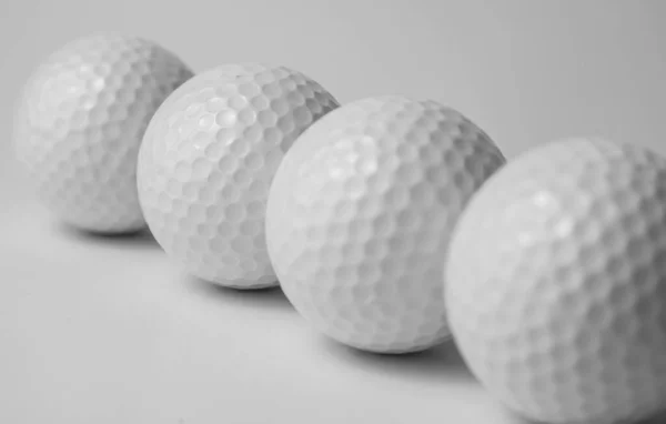 Golfkølle Ball Hvit Bakgrunn – stockfoto
