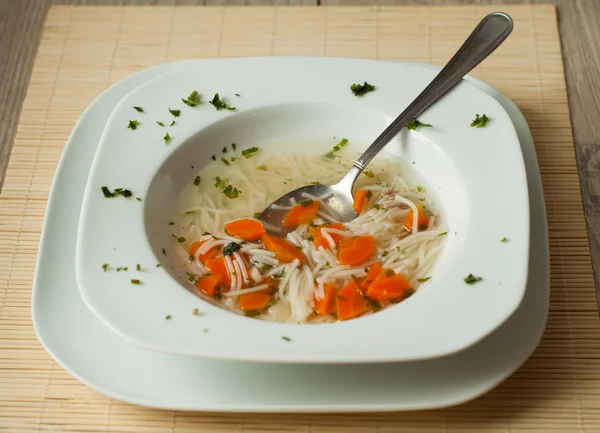 Hochzeitsnudelsuppe — Stockfoto