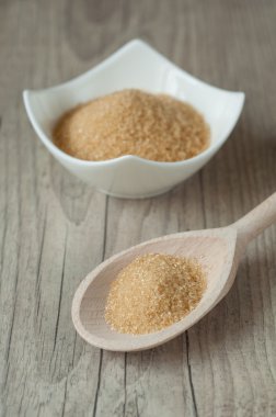 Beyaz kase kahverengi şeker kamışı 