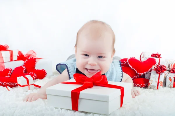 Pequeño niño hermoso en pajarita — Foto de Stock