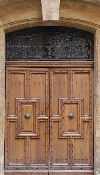 Closed vintage door — Stock Photo, Image