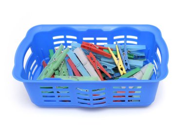 Çamaşır klipleri sepeti