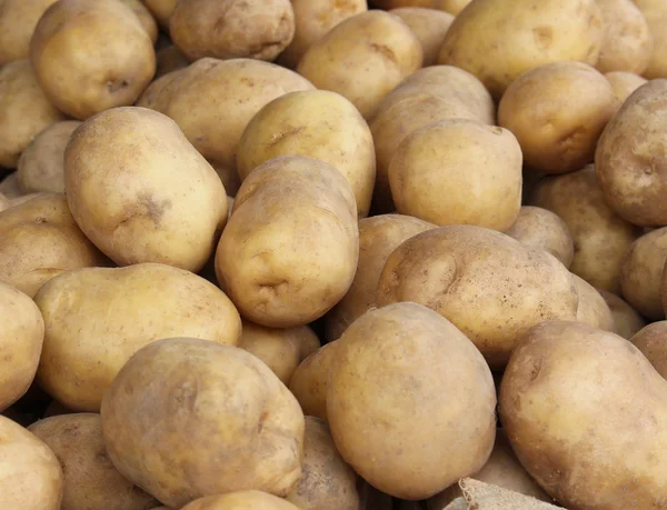 Batatas pilha — Fotografia de Stock
