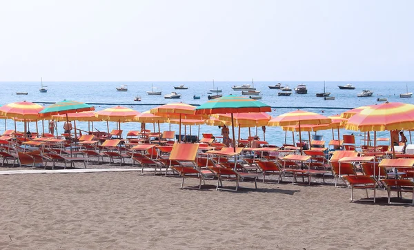 Positano zand strand — Stockfoto