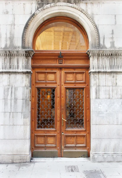 Ročník vstupní dveře — Stock fotografie
