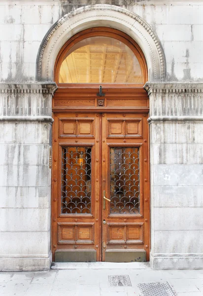 Porta de entrada vintage — Fotografia de Stock