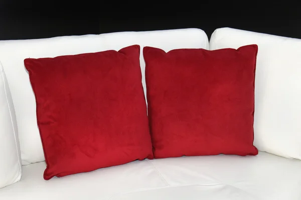 Almohadas rojas — Foto de Stock