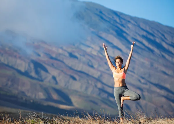 Yoga vrouw — Stockfoto