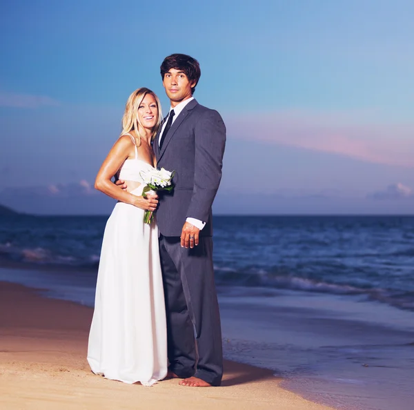 Beautiful Wedding Couple — Stock Photo, Image