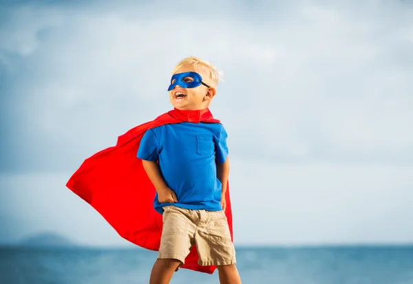 スーパーヒーローの子供 — ストック写真